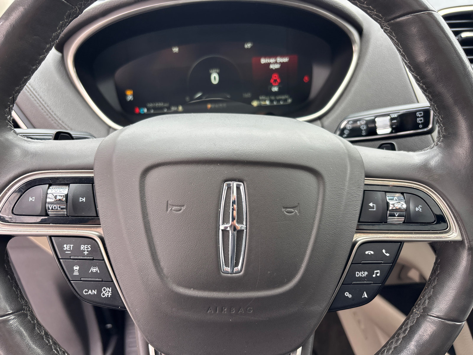 Used 2019 Lincoln Nautilus Reserve AWD/4WD image 16