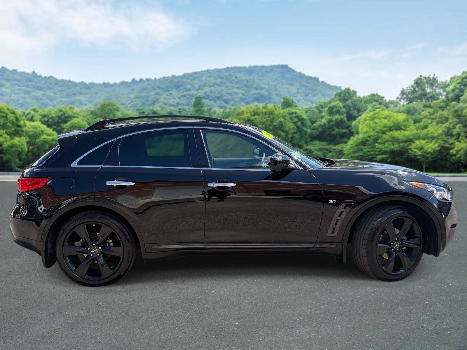 Used 2015 INFINITI QX70 AWD w/ Premium Package image 22