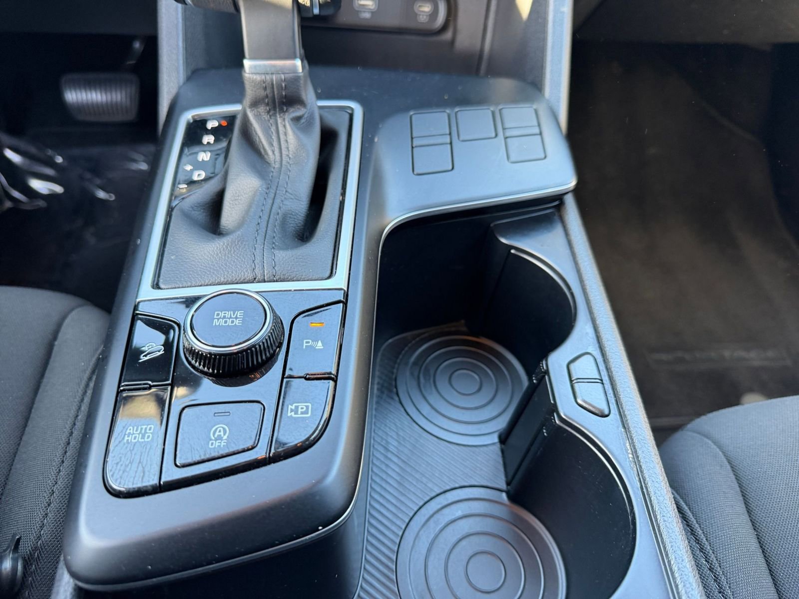 Used 2025 Kia Sportage LX image 40