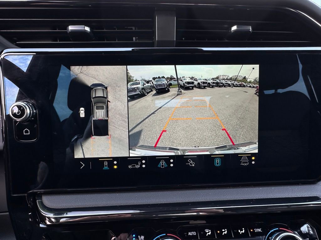 Used 2023 GMC Sierra 1500 AT4 w/ Technology Package AWD/4WD image 33