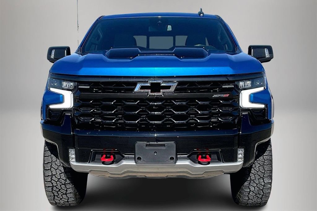 Used 2023 Chevrolet Silverado 1500 ZR2 image 3