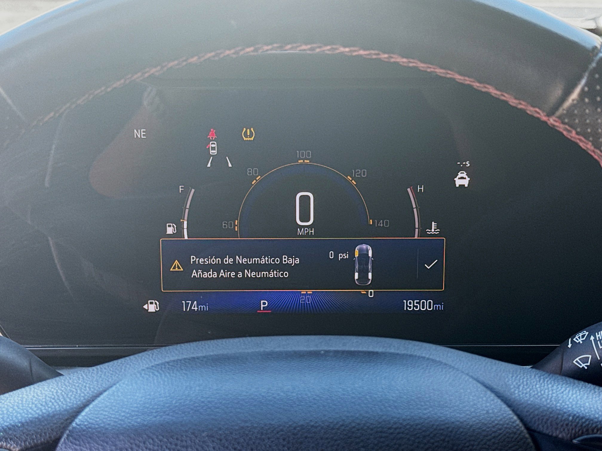 Used 2024 Chevrolet Trax RS w/ Driver Confidence Package image 11