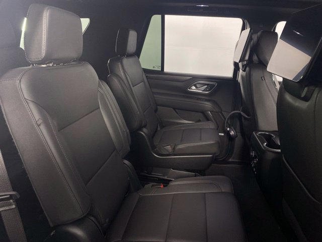 Used 2024 Chevrolet Tahoe Z71 w/ Luxury Package AWD/4WD image 18