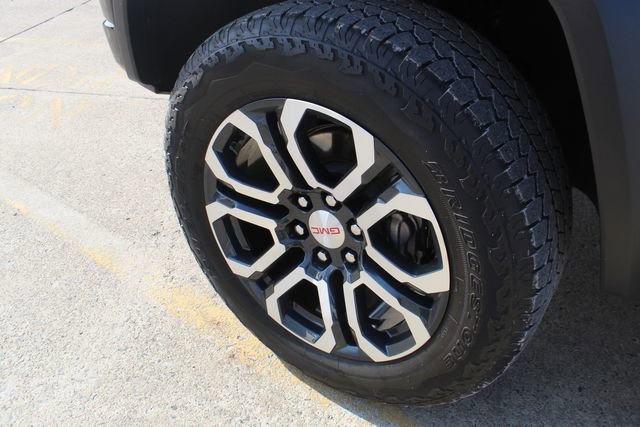 Used 2024 GMC Canyon AT4 w/ Canyon Safety Plus Package image 3