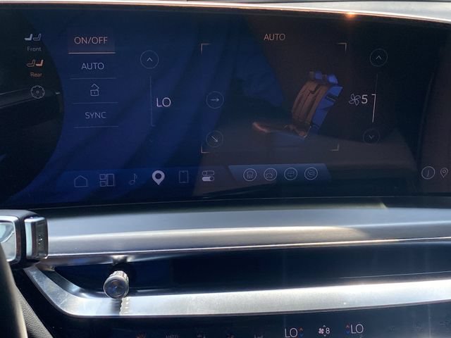 Certified 2026 Cadillac Lyriq Signature Luxury w/ Nappa Leather Package AWD/4WD image 46