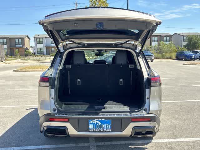 Used 2025 INFINITI QX60 Luxe w/ Cargo Package FWD image 37