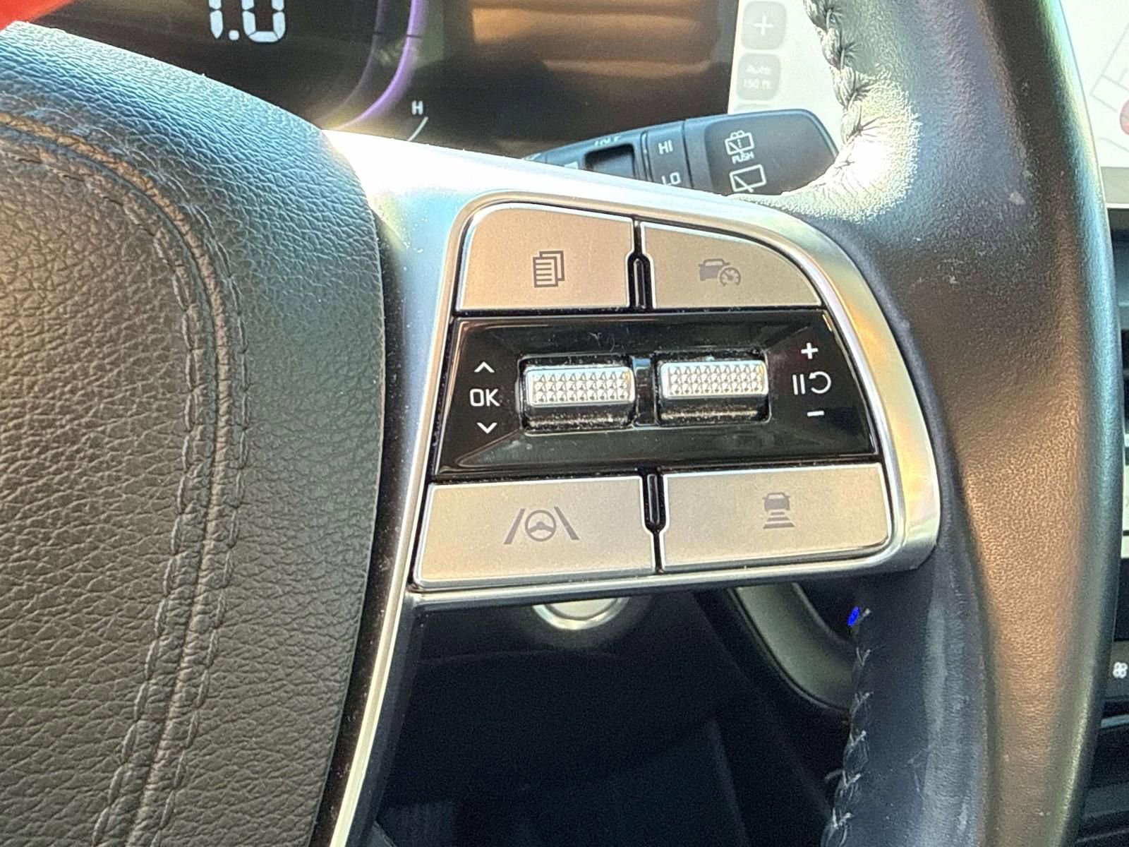 Used 2024 Kia Telluride S image 22