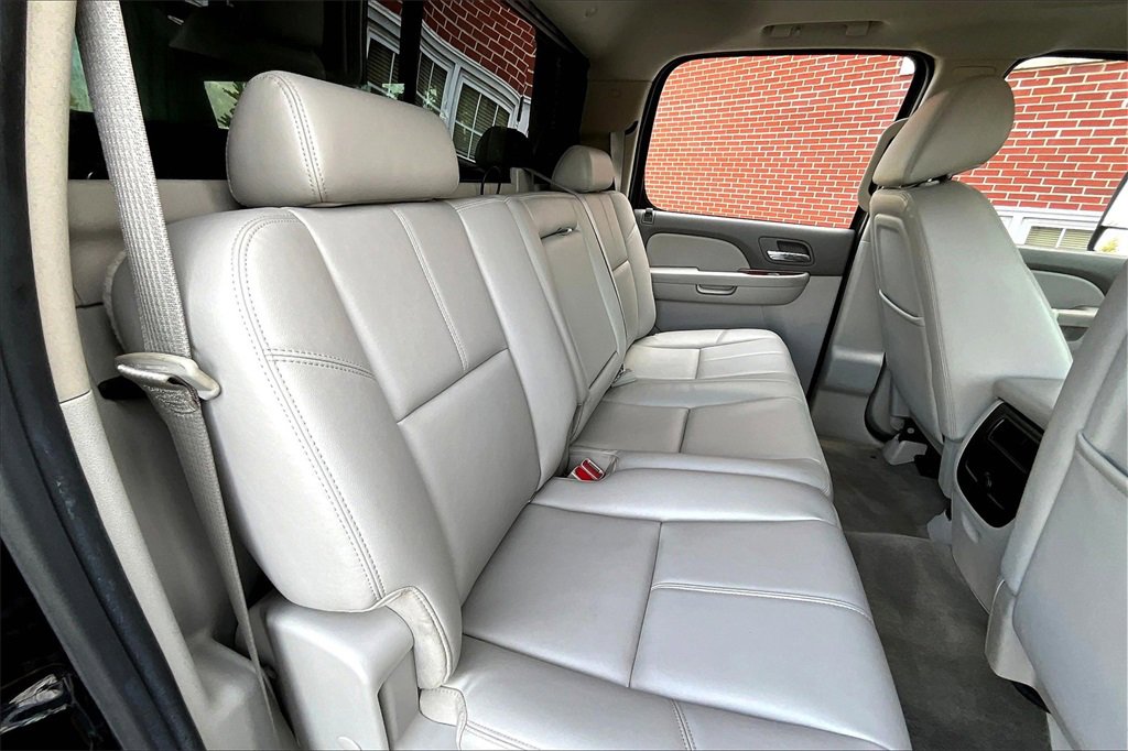 Used 2013 Chevrolet Silverado 3500 LTZ w/ LTZ Plus Package image 30