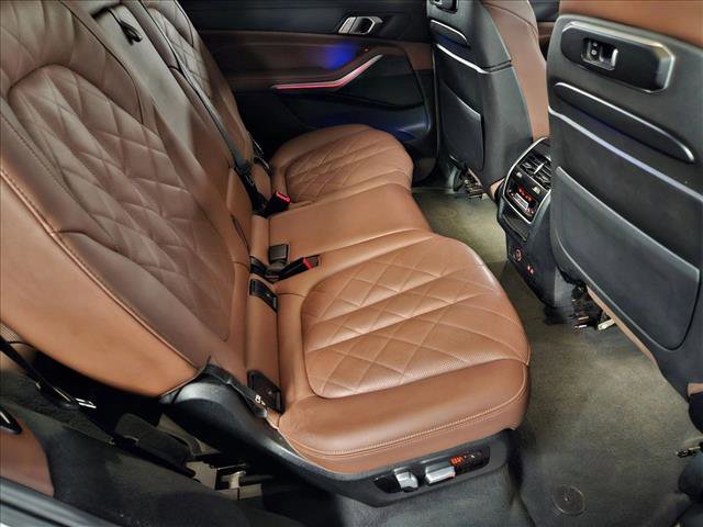 Certified 2023 BMW X7 xDrive40i w/ Climate Comfort Package image 19