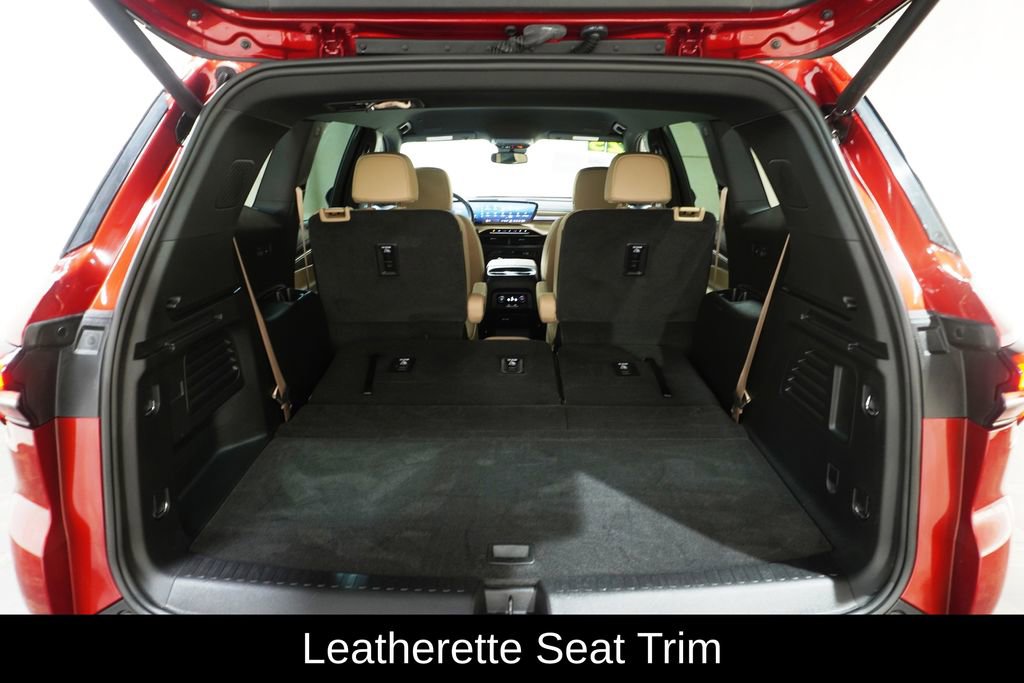 Used 2025 Buick Enclave Preferred image 5