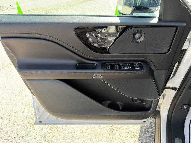 Used 2024 Lincoln Aviator Reserve w/ Equipment Group 201A image 22