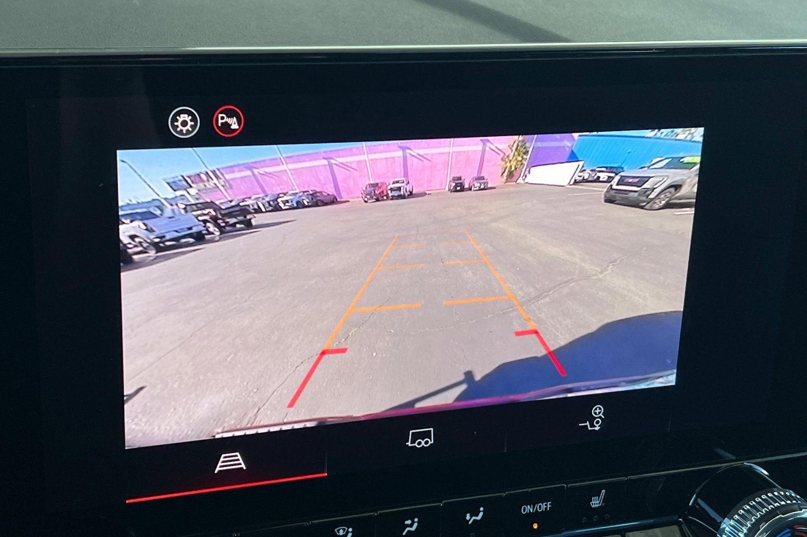 New 2026 GMC Canyon Elevation w/ Convenience Package image 18