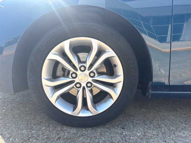 Used 2019 Chevrolet Cruze LT FWD image 12