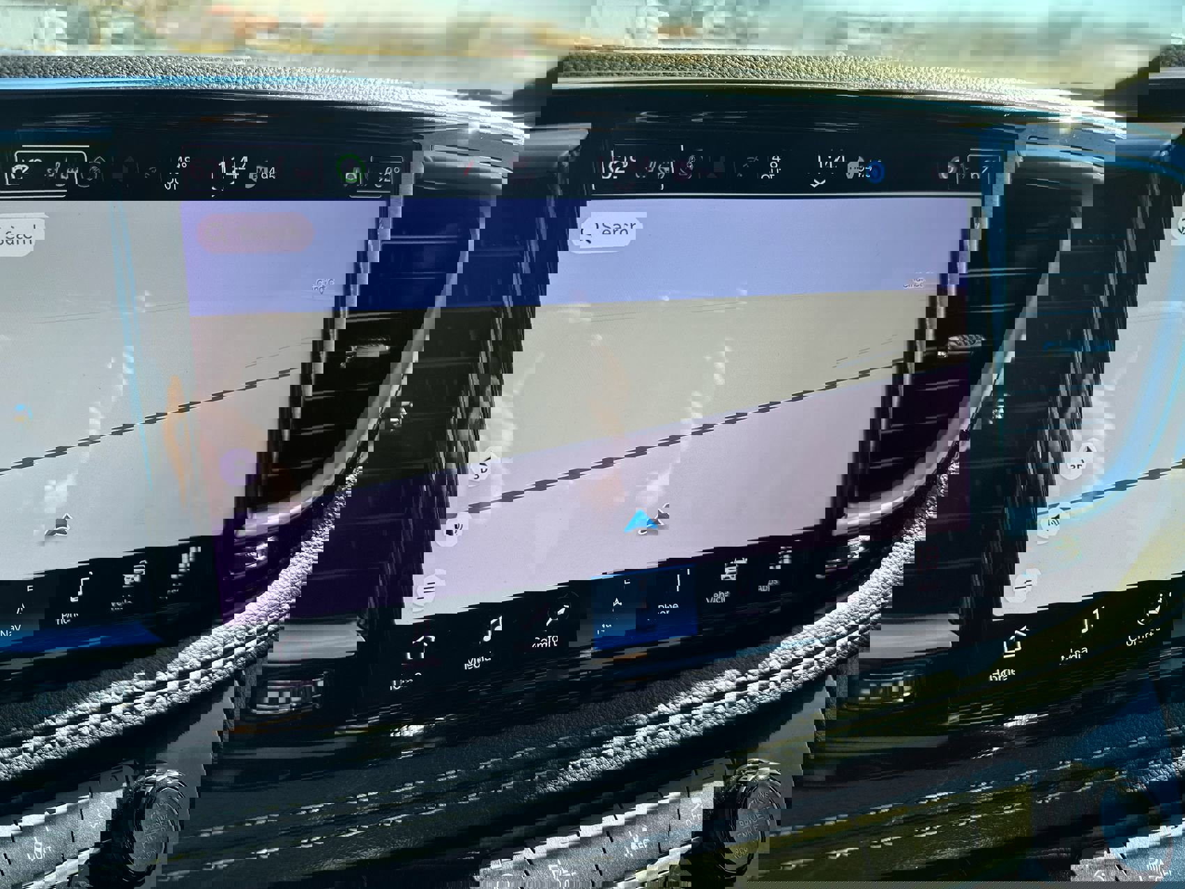 Used 2025 Chrysler Pacifica Limited image 18