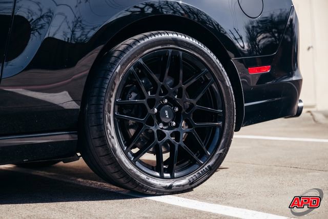 Used 2013 Ford Mustang Shelby GT500 RWD image 47