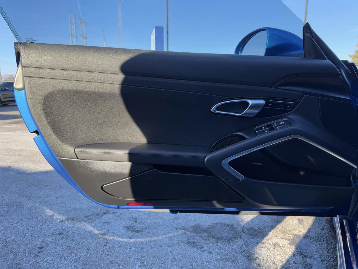 Used 2018 Porsche 718 Cayman S image 33