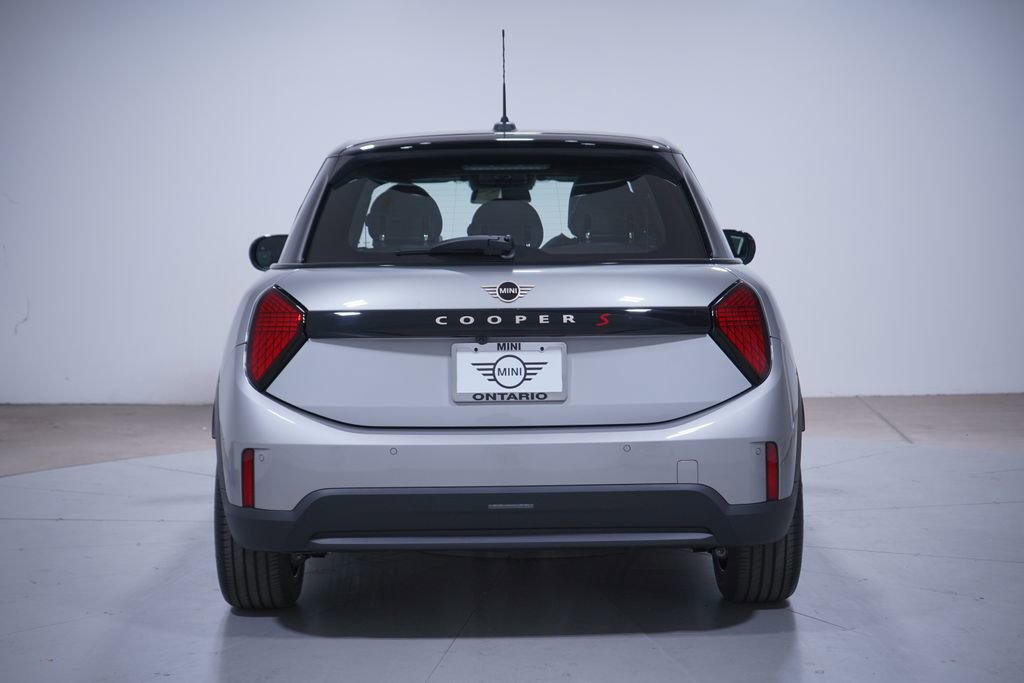 New 2026 MINI Cooper S image 5