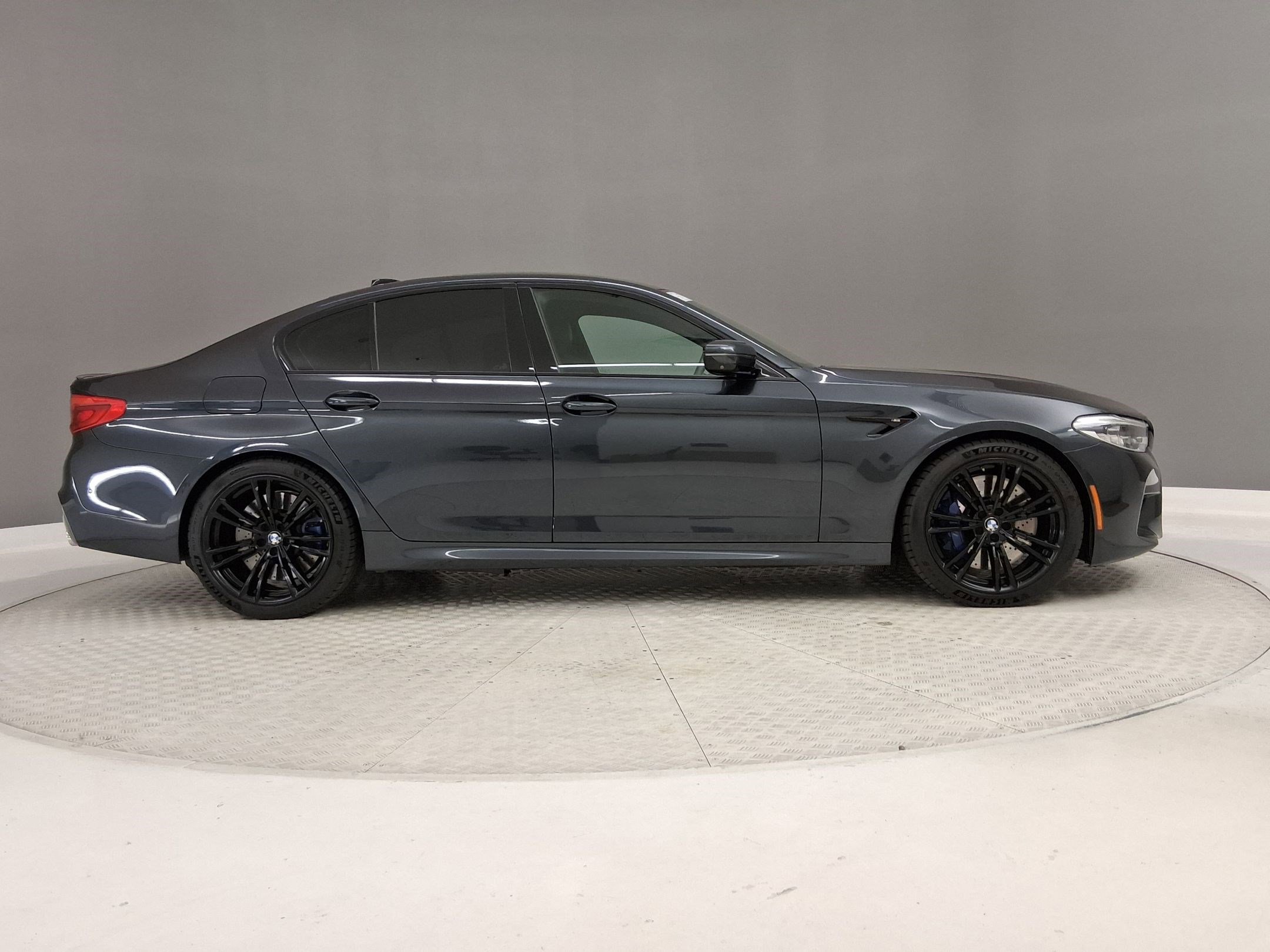 Used 2019 BMW M5 w/ Executive Package image 6