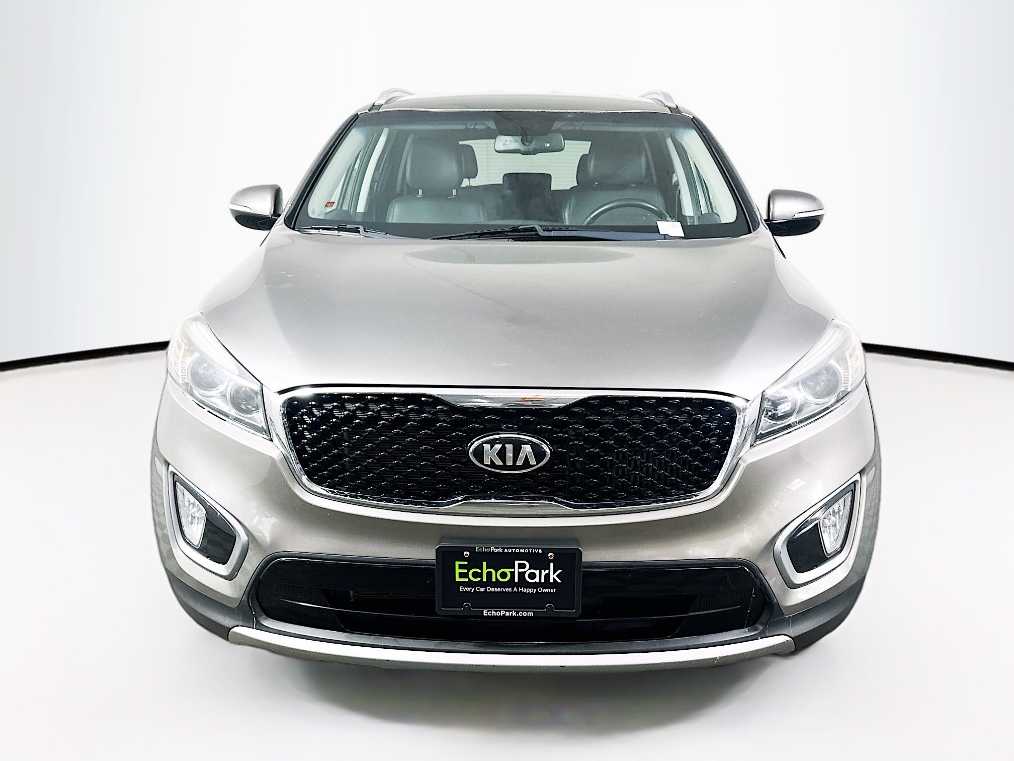 Used 2016 Kia Sorento EX image 2