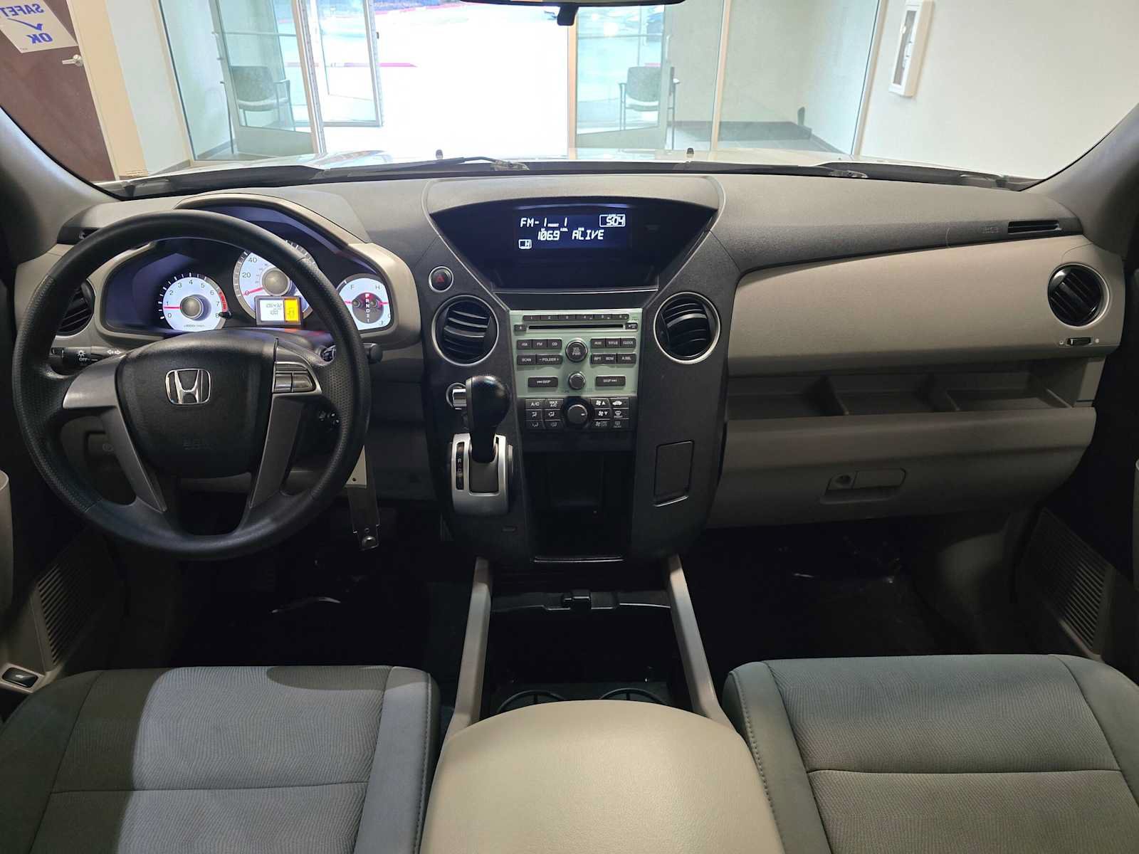 Used 2010 Honda Pilot LX image 10