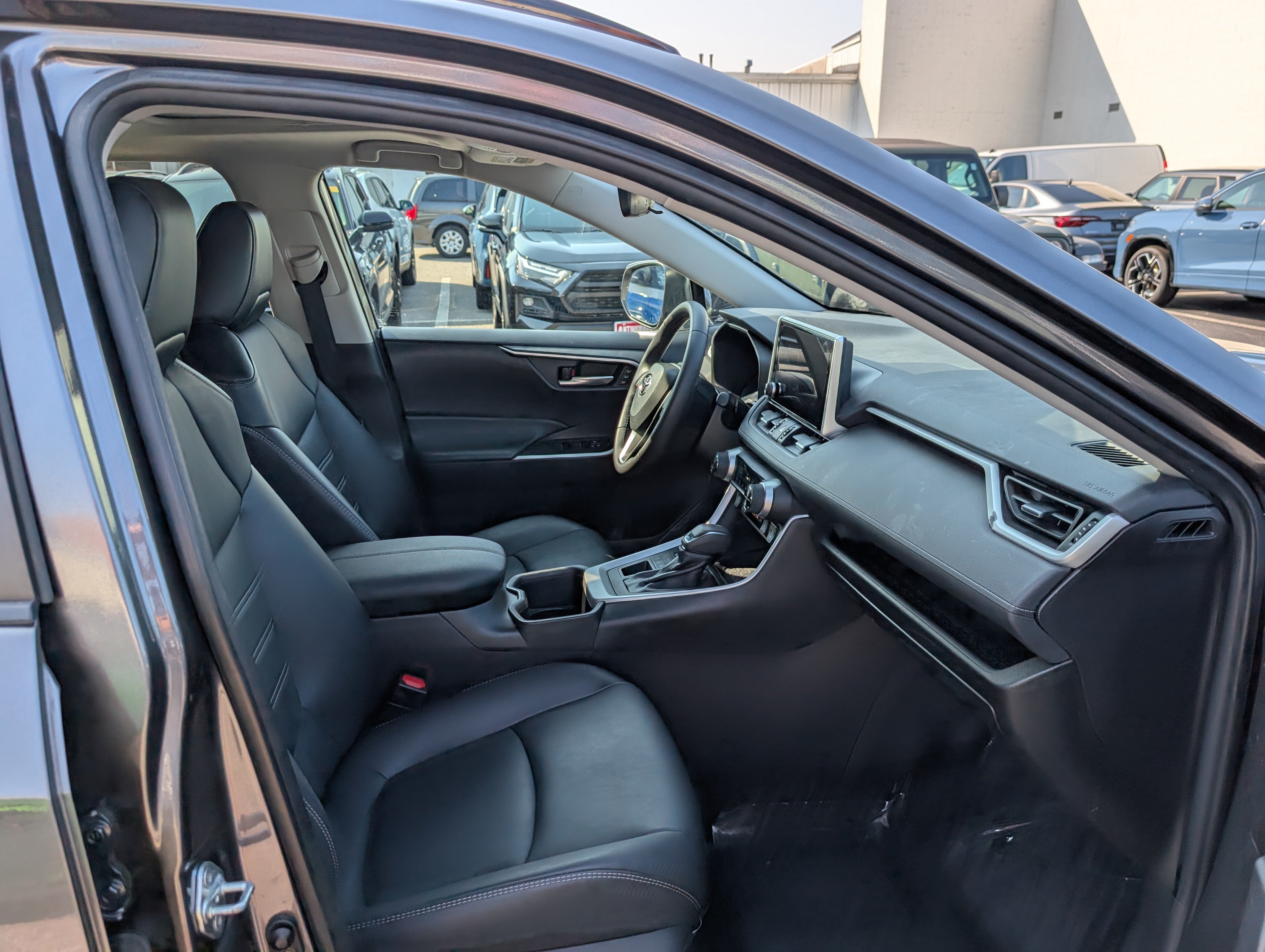 Used 2023 Toyota RAV4 XLE Premium AWD/4WD image 11