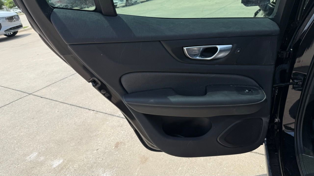 Used 2024 Volvo S60 B5 Plus w/ Climate Package FWD image 16
