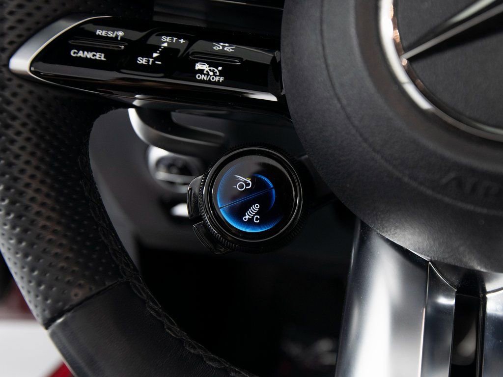 Used 2022 Mercedes-Benz SL 63 AMG 4MATIC image 21