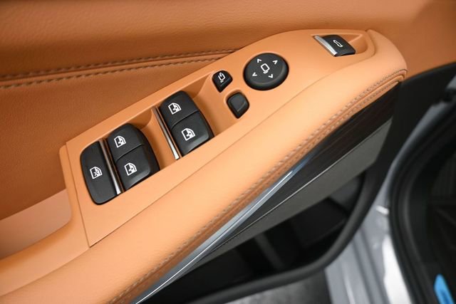 New 2026 BMW X5 sDrive40i w/ Executive Package RWD image 13