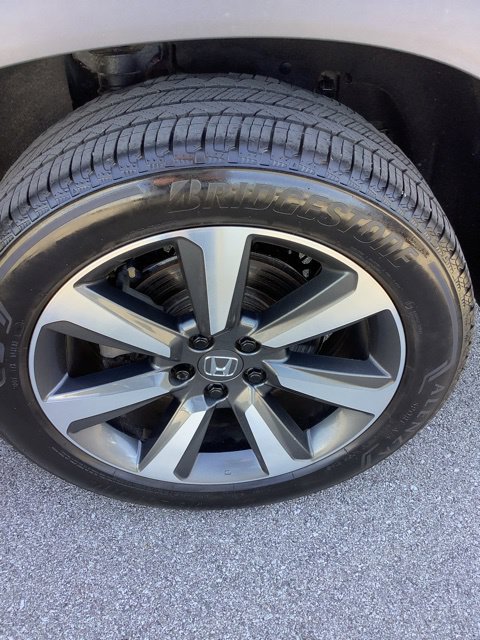 Used 2024 Honda Pilot Elite image 32