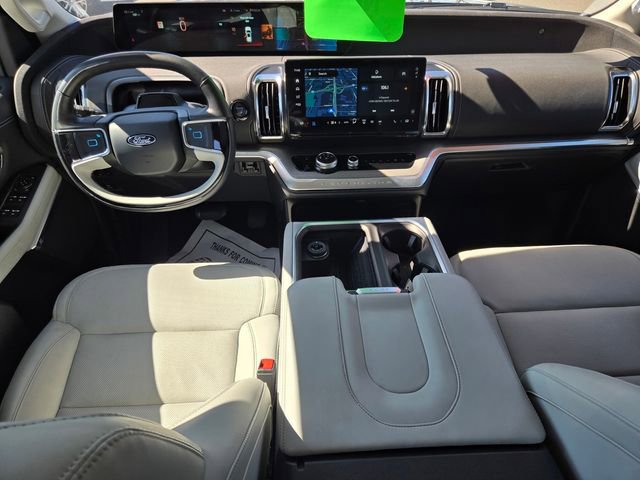 Certified 2025 Ford Expedition Max Platinum image 11