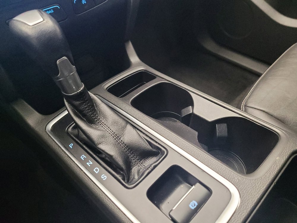 Used 2017 Ford Escape SE w/ SE Leather Comfort Package image 26