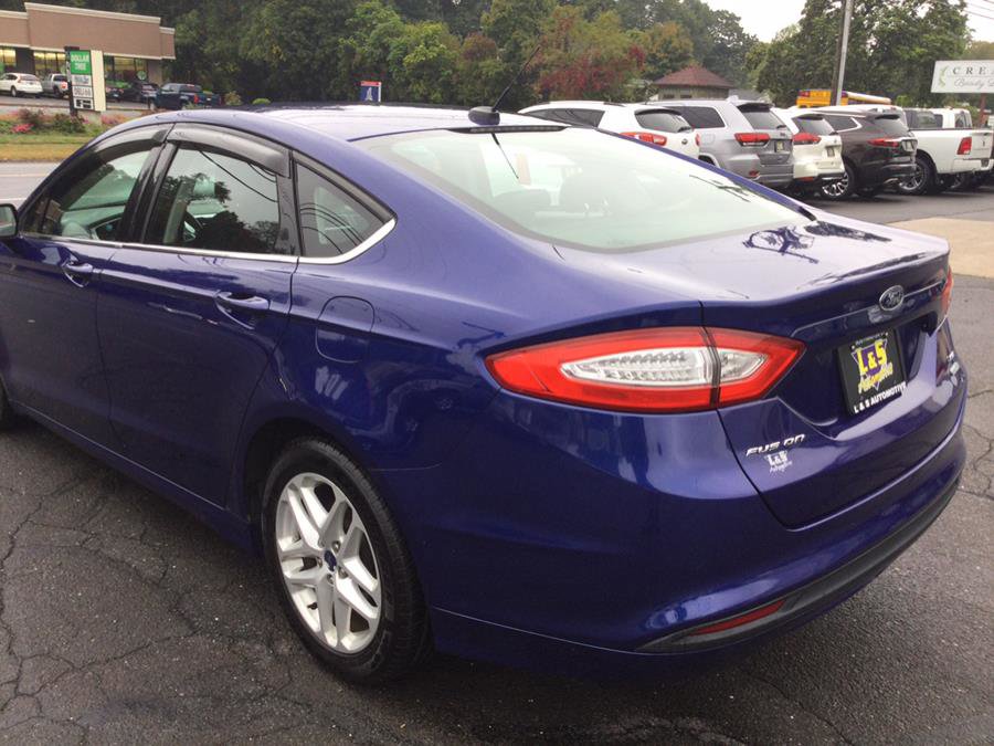 Used 2014 Ford Fusion SE image 7