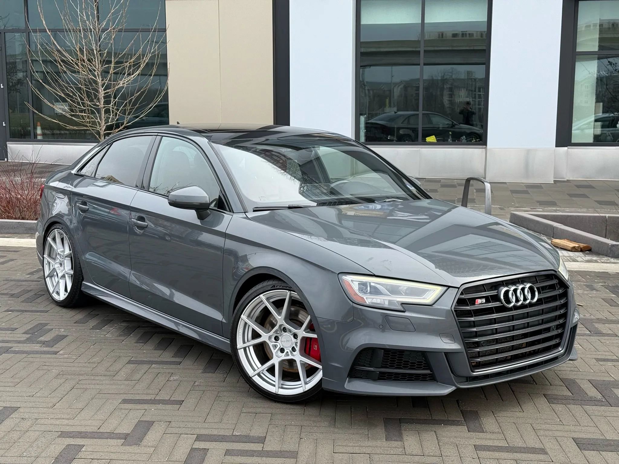 Used 2019 Audi S3 Premium Plus image 1