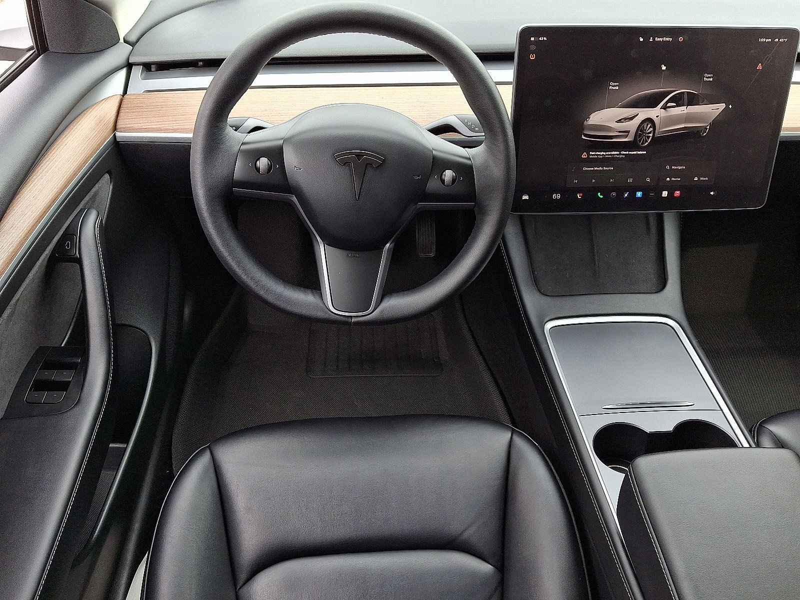 Used 2023 Tesla Model 3 Standard Range image 12