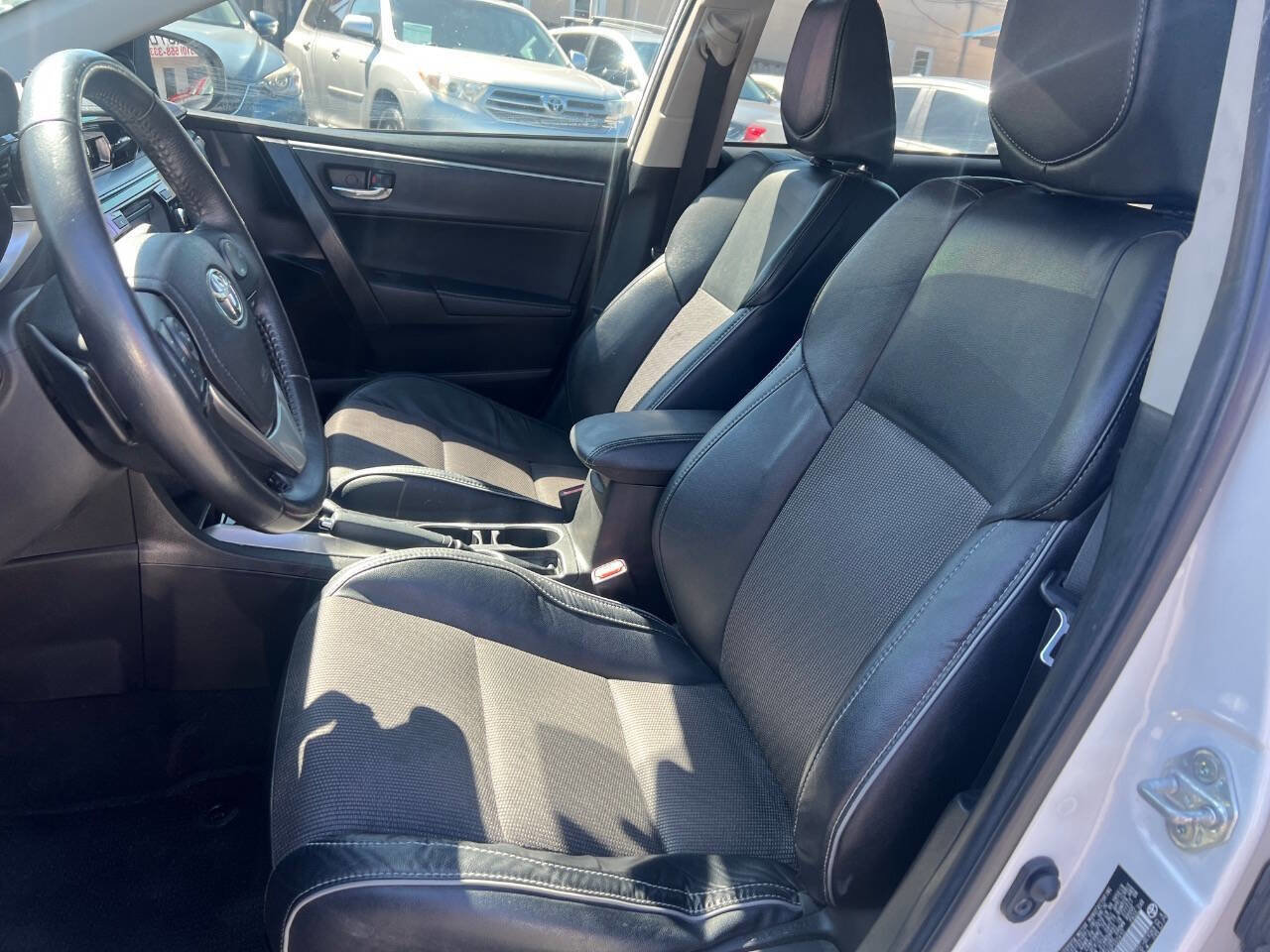 Used 2016 Toyota Corolla S w/ Driver Convenience Package image 8