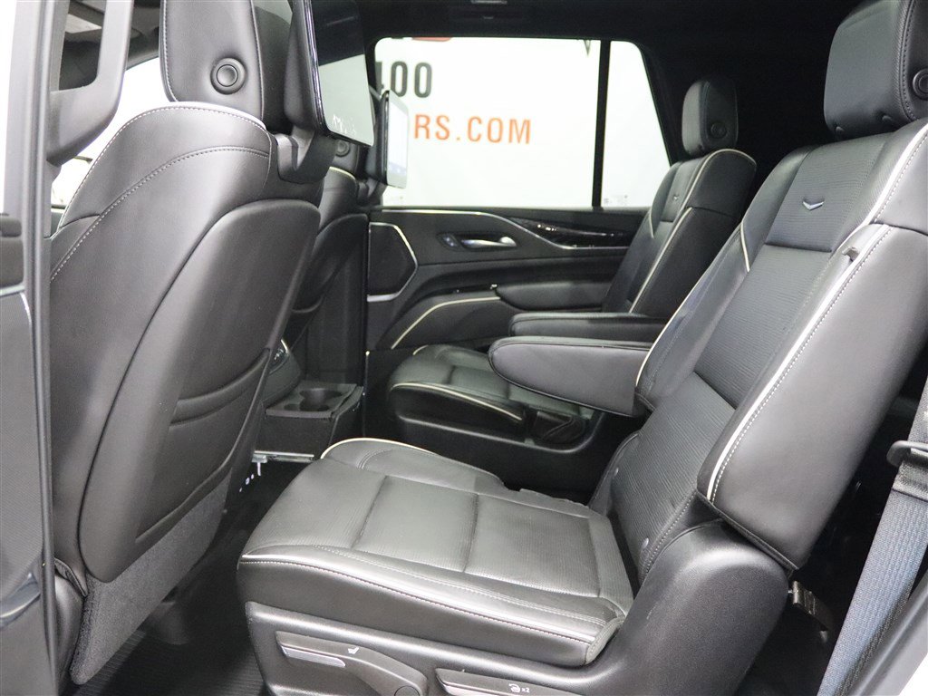 Used 2021 Cadillac Escalade Sport w/ Driver Assist Tech Package image 17