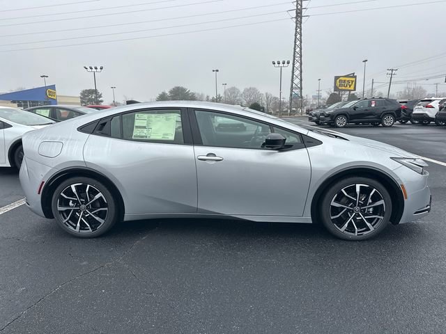 New 2026 Toyota Prius XSE Premium image 2
