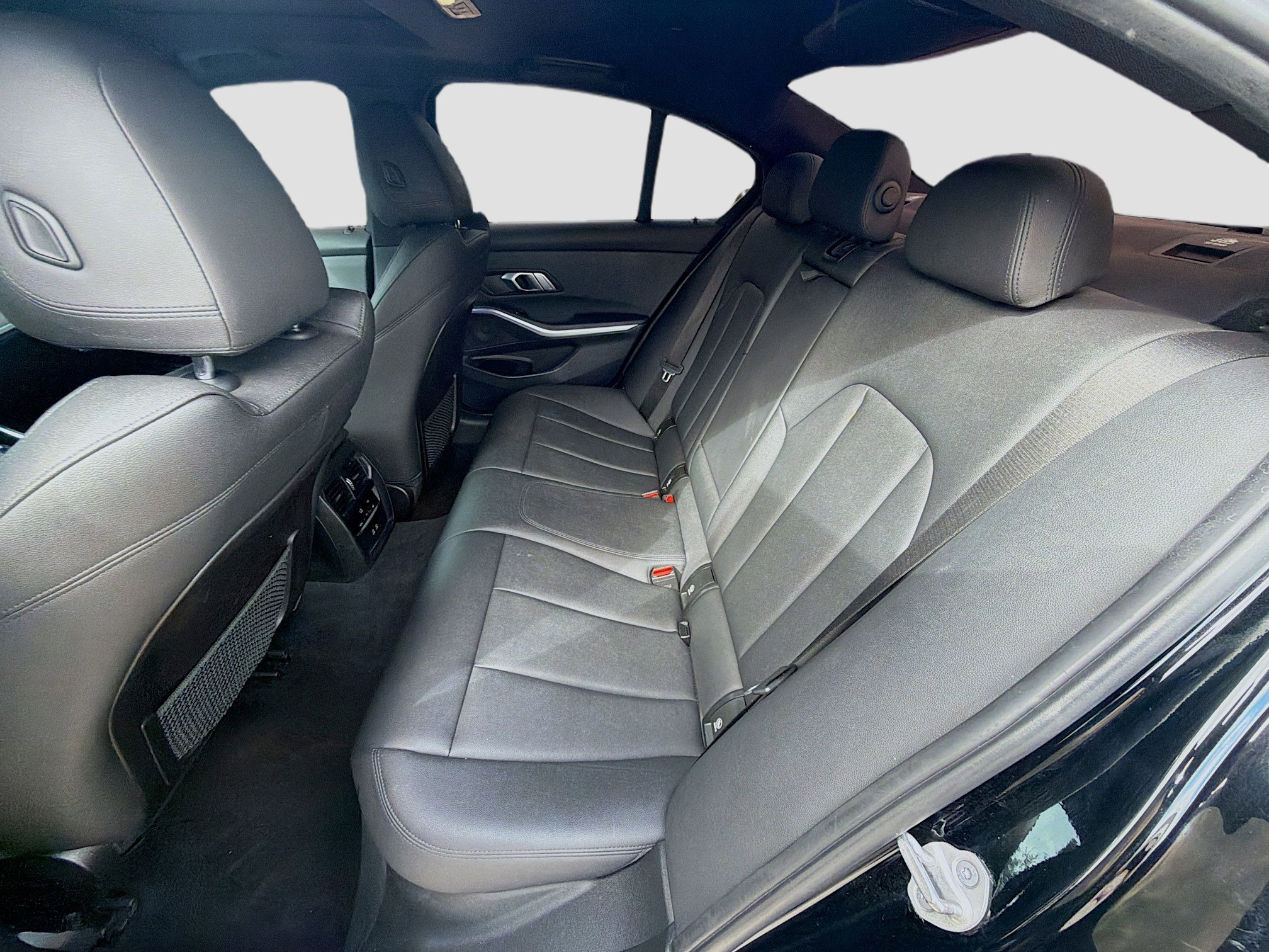 Used 2021 BMW 330i Sedan w/ Convenience Package image 21