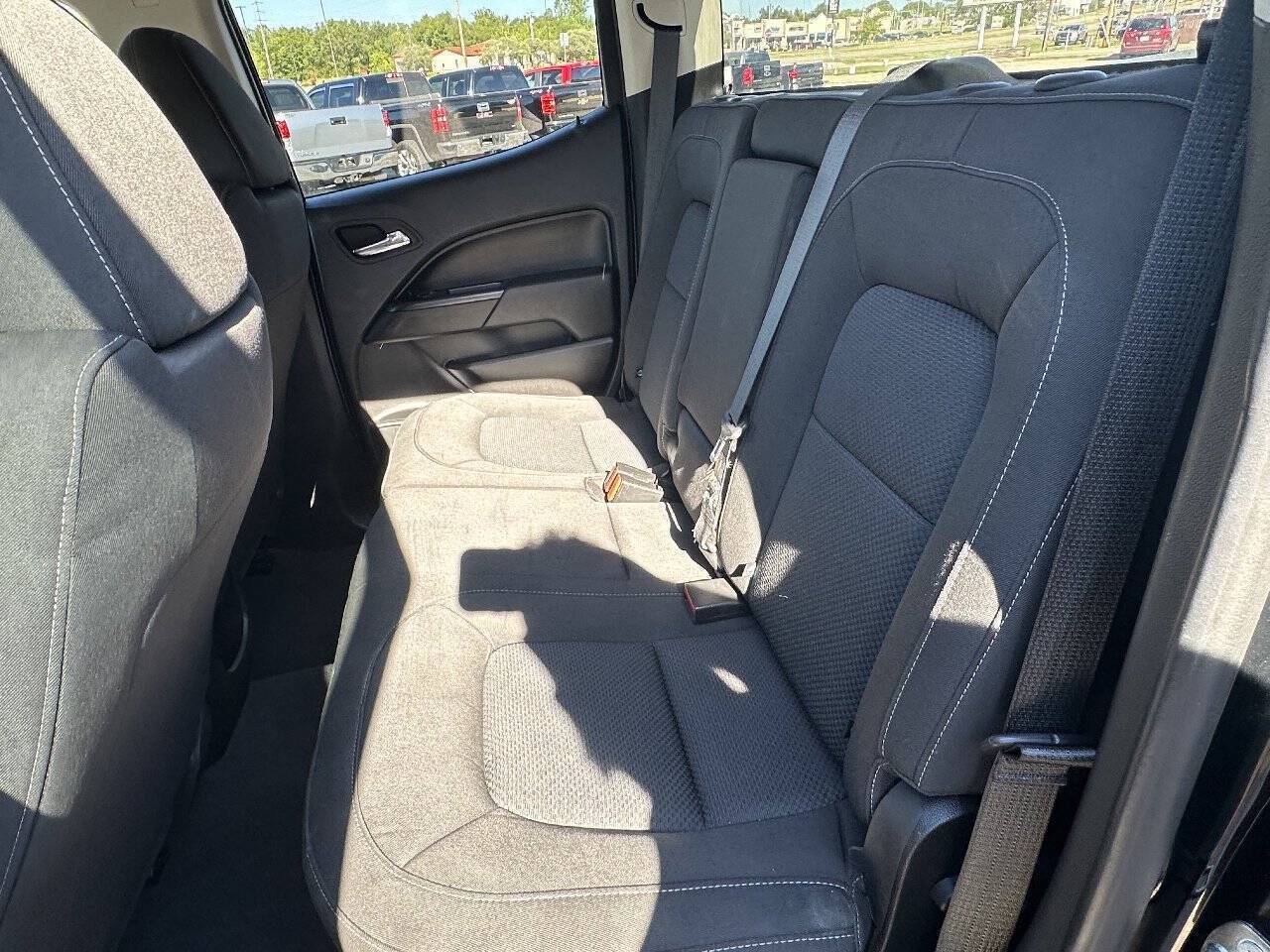 Used 2020 Chevrolet Colorado LT RWD image 10