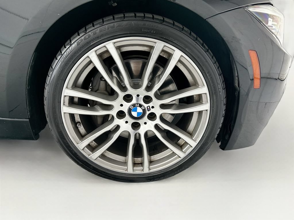 Used 2017 BMW 340i Sedan RWD image 31