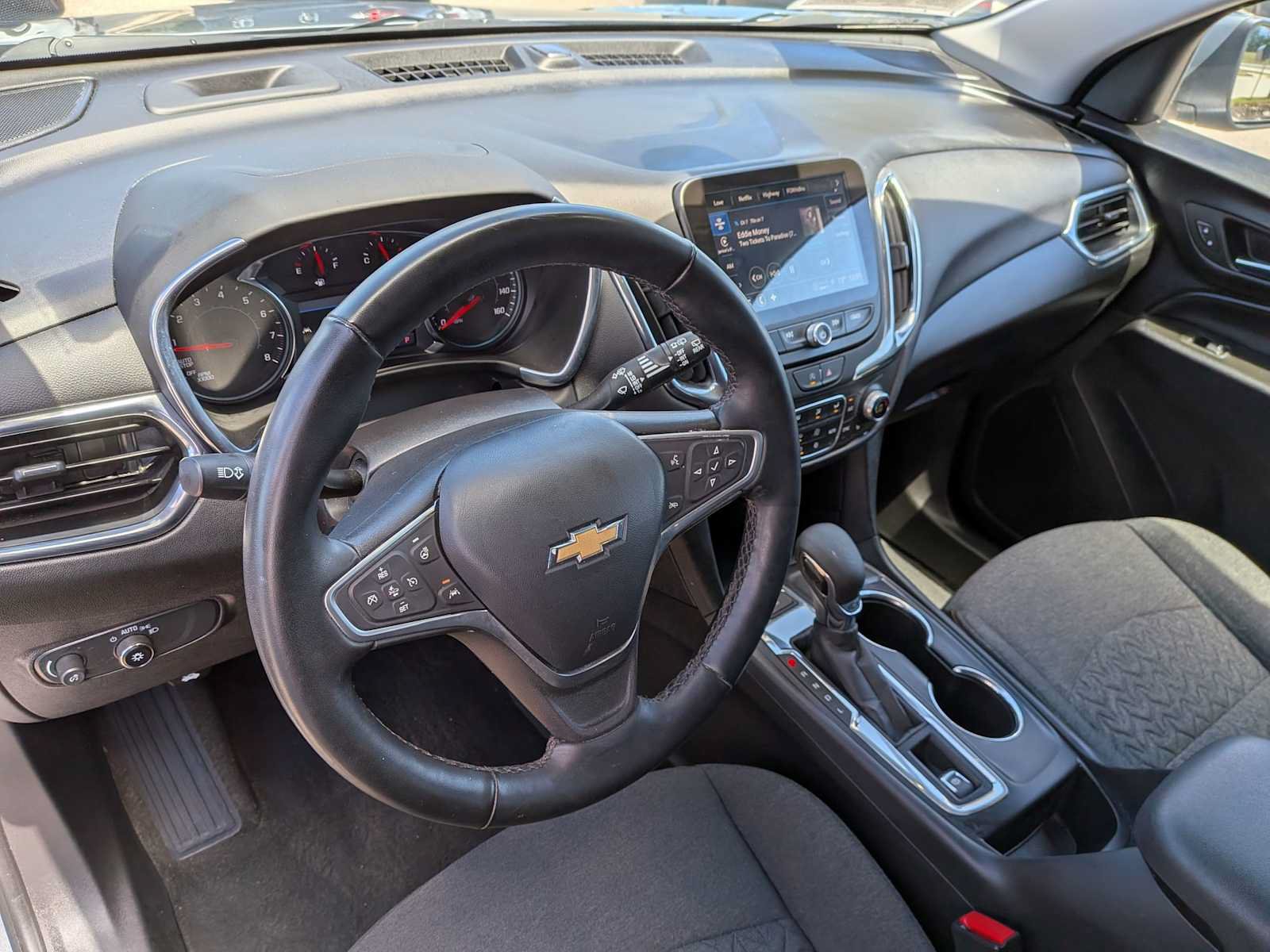 Used 2023 Chevrolet Equinox LT AWD/4WD image 14