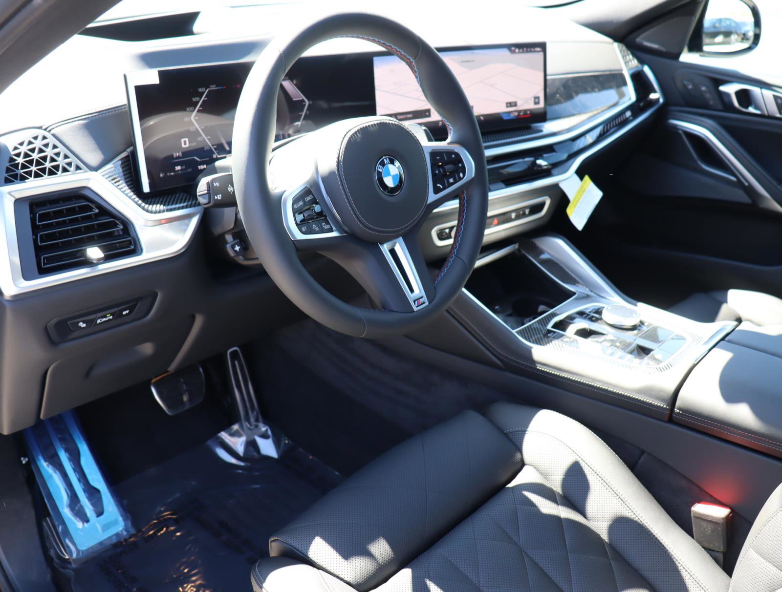 New 2026 BMW X6 M60i image 17