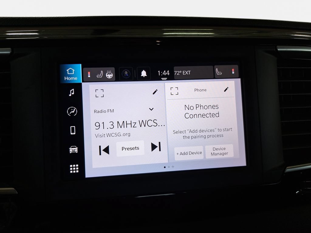 Used 2023 Chrysler Voyager LX FWD image 23
