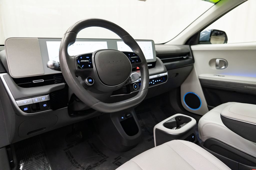 Used 2024 Hyundai Ioniq 5 Limited image 25