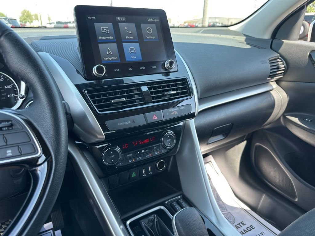 Used 2024 Mitsubishi Eclipse Cross SE image 40