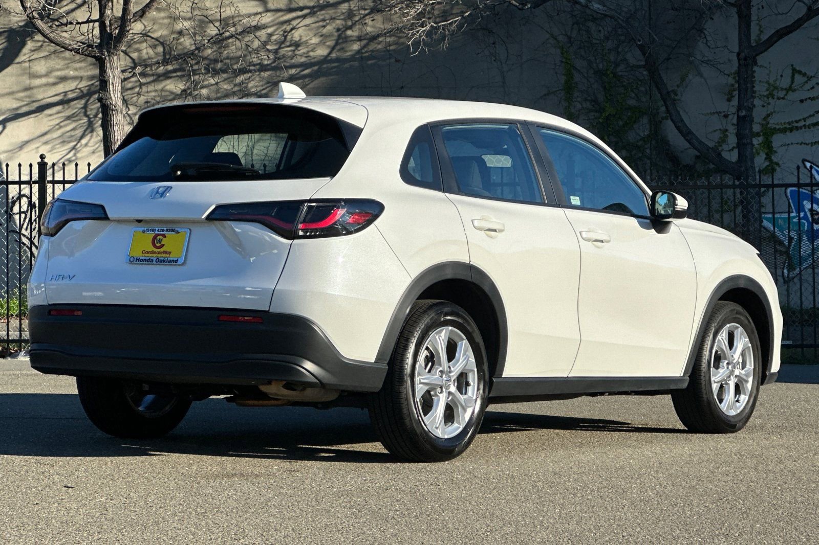 Used 2023 Honda HR-V LX image 4