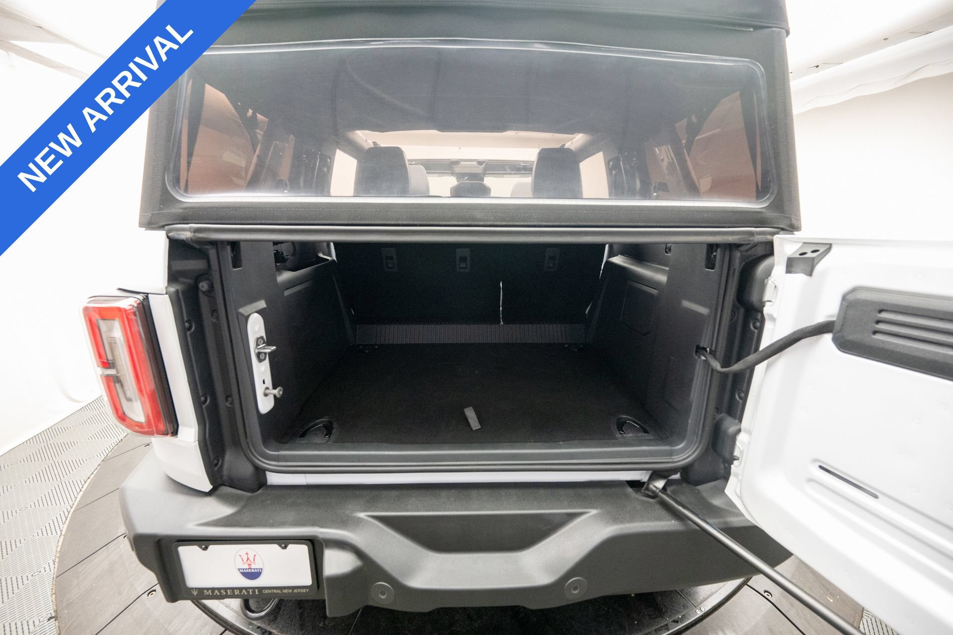 Used 2024 Ford Bronco Outer Banks AWD/4WD image 37