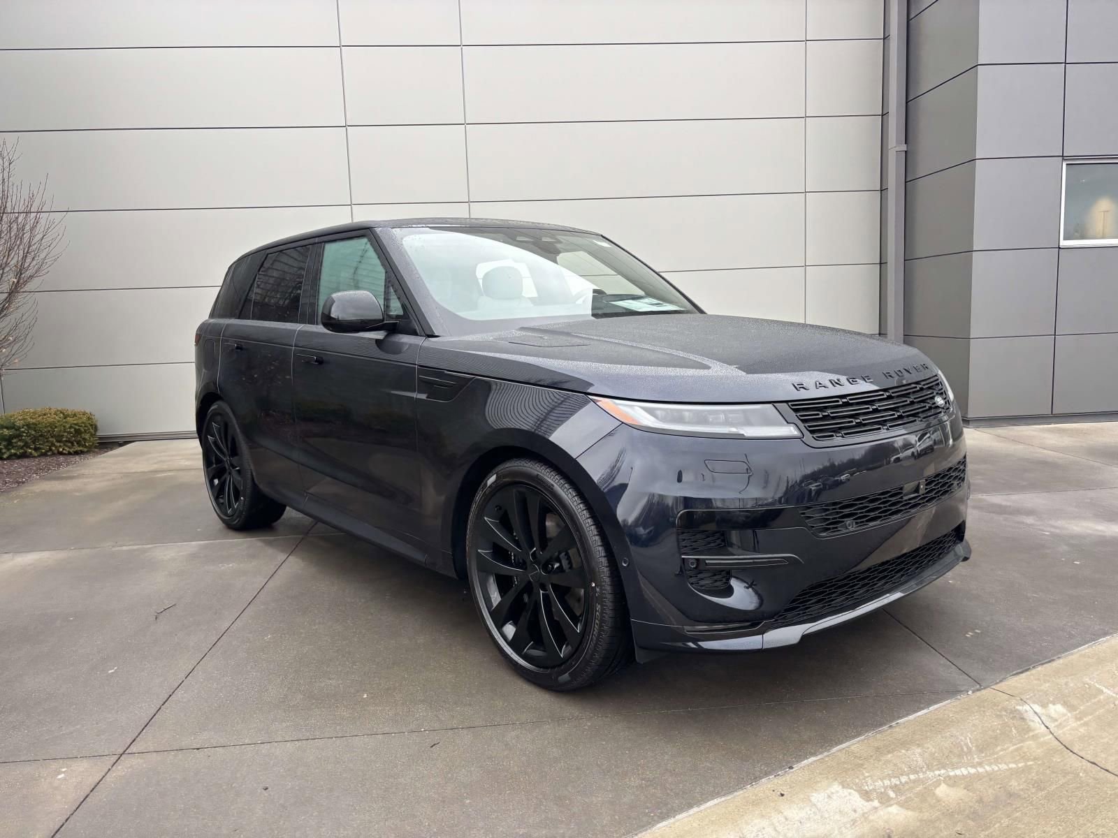 New 2026 Land Rover Range Rover Sport Dynamic SE image 3