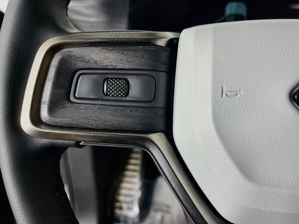Used 2024 Rivian R1S Adventure AWD/4WD image 14