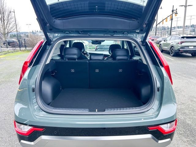 New 2025 Kia Niro SX image 12